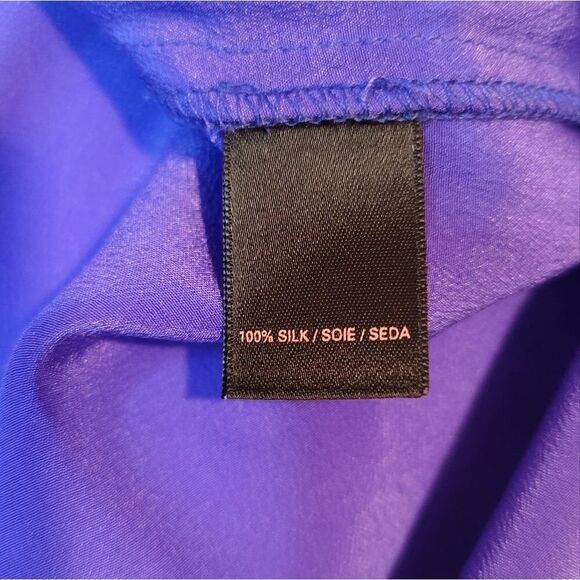 Victoria's Secret Silk Sequin Pocket Button Down Shirt Size XS - Picture 8 of 10